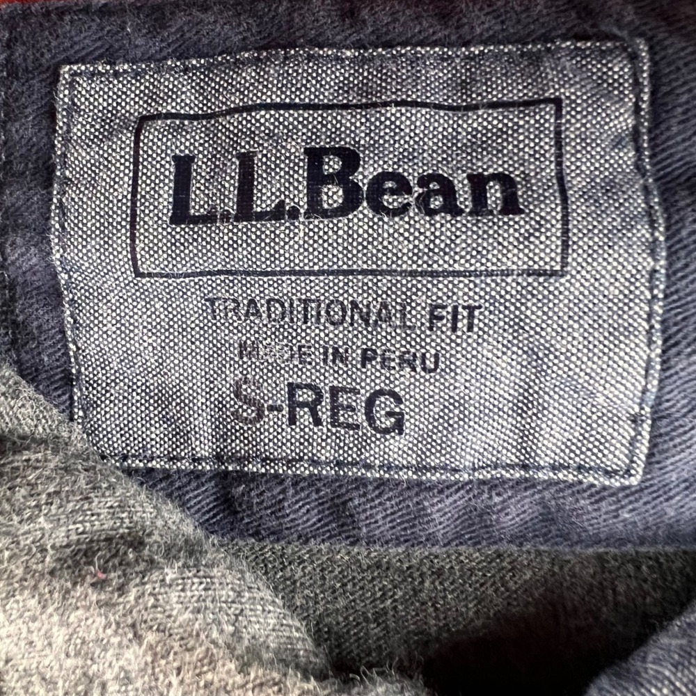 LL Bean Mens Small Regular Rugby Shirt Striped Mock Neck 1/4 Button Pullover Red - Picture 3 of 7